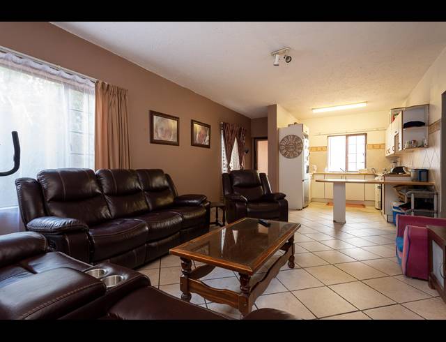 3 BEDROOM TOWNHOUSE SOLD IN BASSONIA